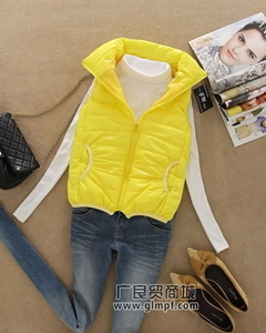 探秘韓版秋季女裝批發市場 潮流小衫趨勢、價格與庫存信息指南